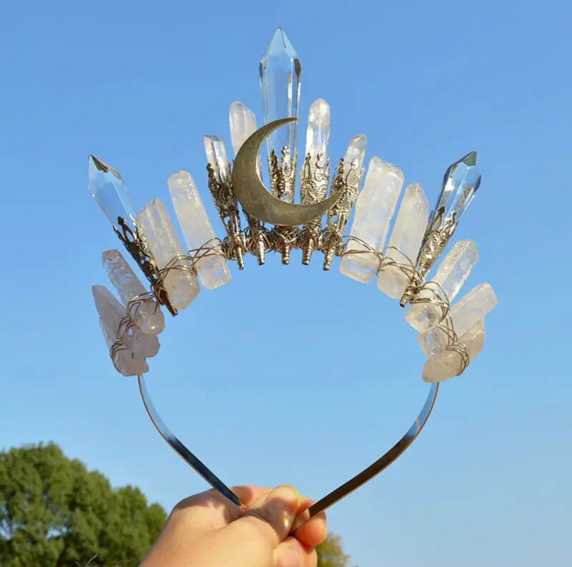 Queen Triple Point Crystal Crown