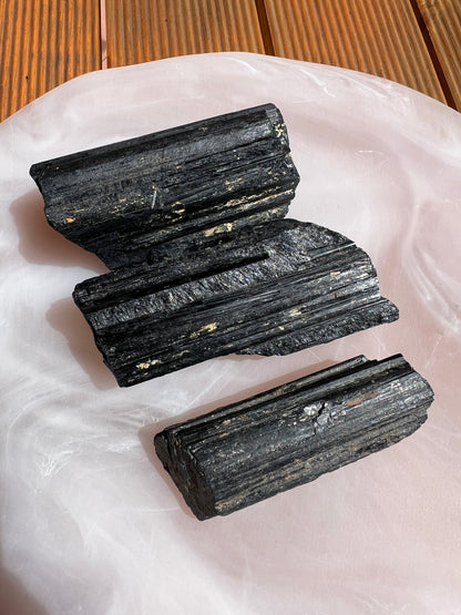 Black Tourmaline – Protection & Grounding