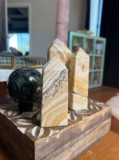 Dendrite Calcite Tower